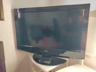 Televisión LG Negra