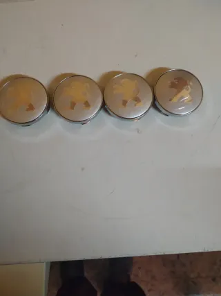 Tapabujes Peugeot (4 unidades)