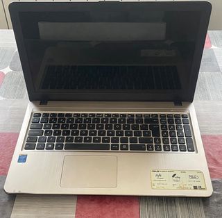 Portátil ASUS Intel Core i3 500GB