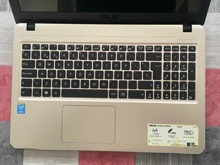 Portátil ASUS Intel Core i3 500GB