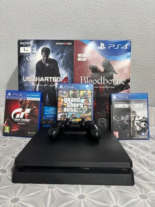 Console PS4 Slim 1Tb + Controller + 3 Giochi