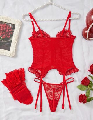 2 Conjuntos Lencería Encaje Blanco y Rojo