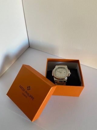 Reloj Hombre Acero Estilo Nautilus Blanco