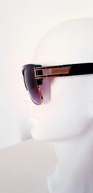 OCCHIALI DA SOLE DA UOMO CON DESIGN MODERNO ED ELEGANTE