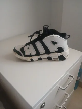 Sneakers Nike Air More Uptempo Nere e Bianche