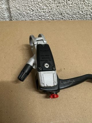 Manetas Magura Louise