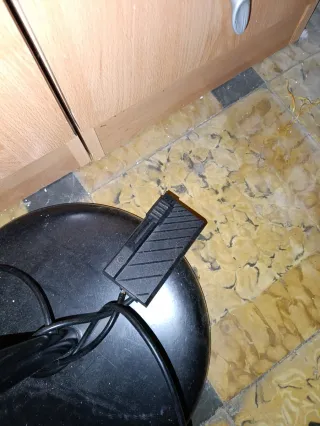 Lampada da terra nera