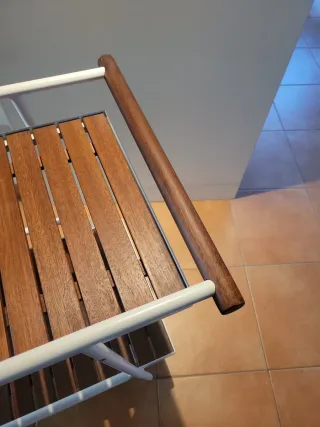 Mesita camarera Ikea madera y metal blanco