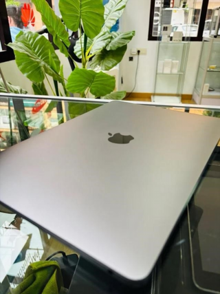 MacBook Air 13 2020 A2179 8GB 512GB Intel i5