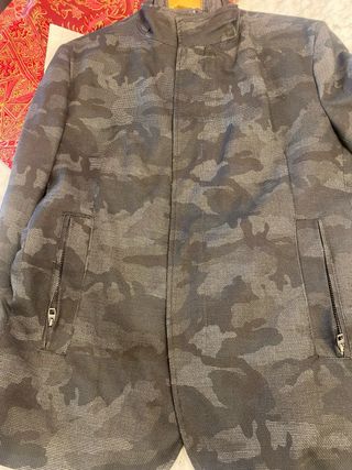 Americana hombre con chaleco