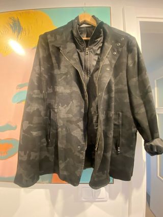 Americana hombre con chaleco