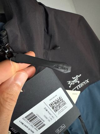 Arc'teryx Alpha SV Talla L Negra y Azul