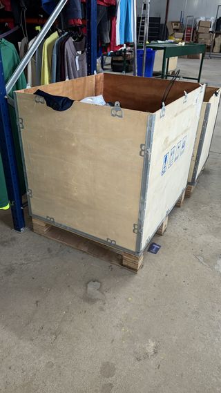 Caja Industrial de Madera y Metal Pallot Box