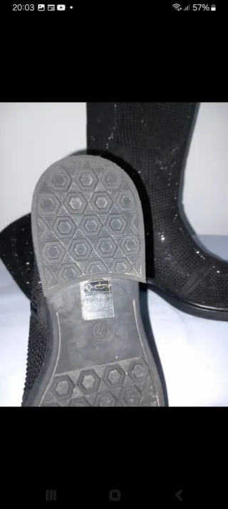 Stivaletto donna Loraferres nero