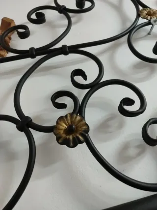 Conjunto Forja: Cabezal, 2 Mesitas Cómoda y espejo