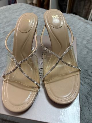 Sandalias Zara transparentes beige talla 39
