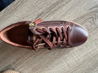 Zapatos Pikolinos Mujer Marrón y Dorado