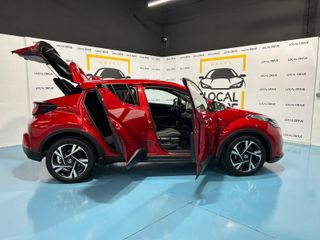 Toyota C-HR 2023