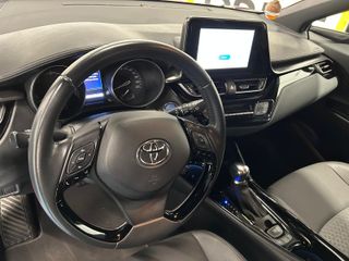 Toyota C-HR 2023
