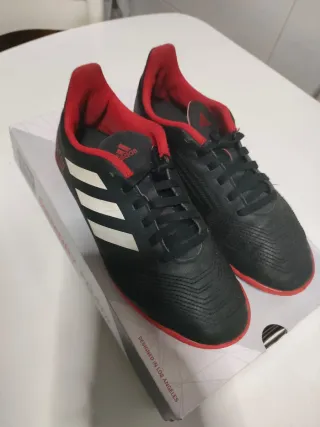 Zapatillas niño Adidas Predator Negras Rojas