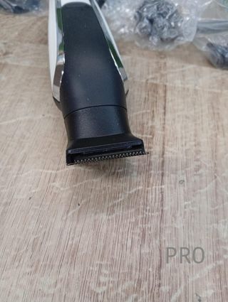 Recortador de Barba - gris/negro - Remington