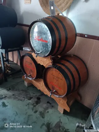 Barricas de roble con metacrilato