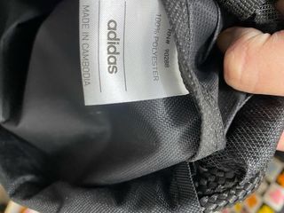 Mochila Saco Adidas Negra y Dorada