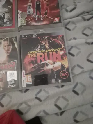 Confezione 4 Giochi PS3: WWE, Assassin's Creed, Need for