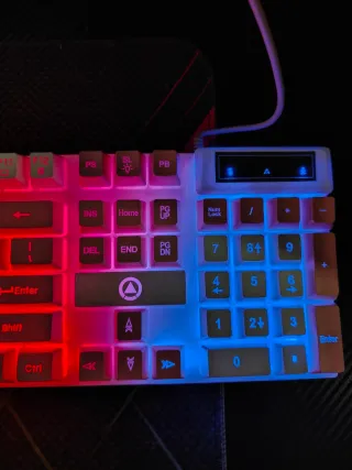 Teclado Mecánico Rosa y Blanco