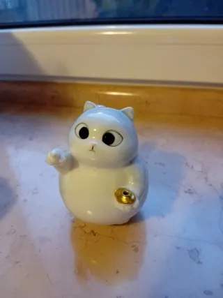 Porta incensi gatto in porcellana bianca e oro