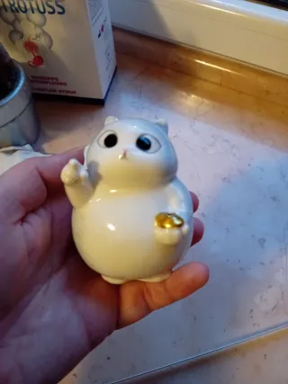 Porta incensi gatto in porcellana bianca e oro