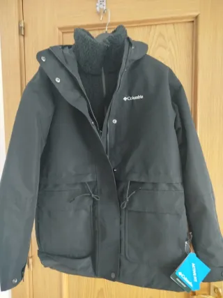 Chaqueta Columbia Negra a Estrenar