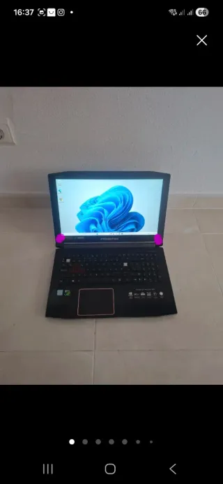 Portátil Predator Negro