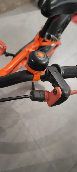 Bicicleta niño Btwin Robot 500 16" Regalo casco xs