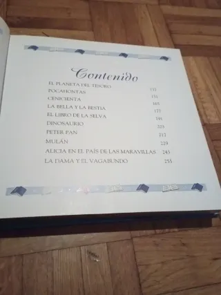 LEE UN CUENTO CONMIGO CLASICOS (Spanish Edition)