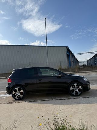 Volkswagen Golf GTI DSG 2011