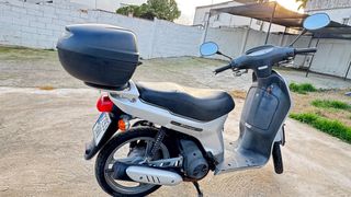 Honda Scoopy 100