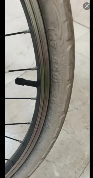 Bicicleta de paseo negra