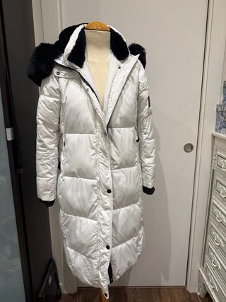 Abrigo Desigual acolchado blanco, nuevo