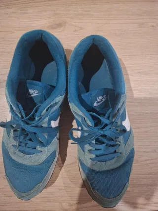 Zapatillas Nike Azul Marino y Turquesa