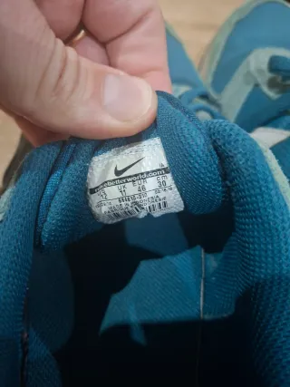 Zapatillas Nike Azul Marino y Turquesa