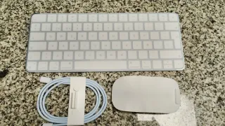 Apple Magic Keyboard, Mouse y Cable USB-C