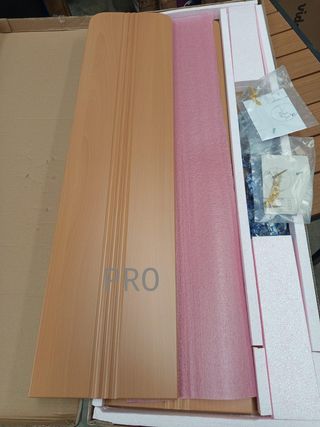 SET DE 2 PERCHEROS VCM DE MADERA