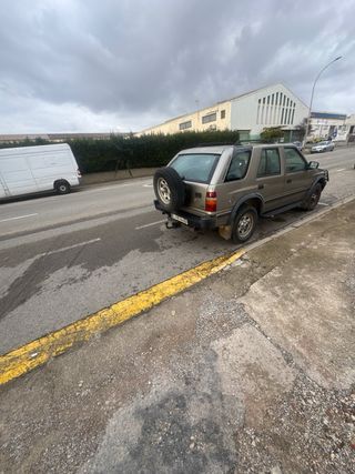 Opel Frontera  muy  buen estado