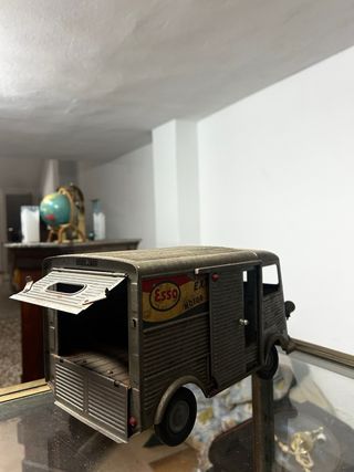 Camión de Juguete Metálico