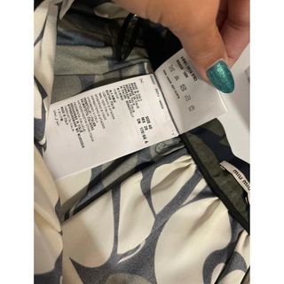 Gonna Miu Miu seta corta