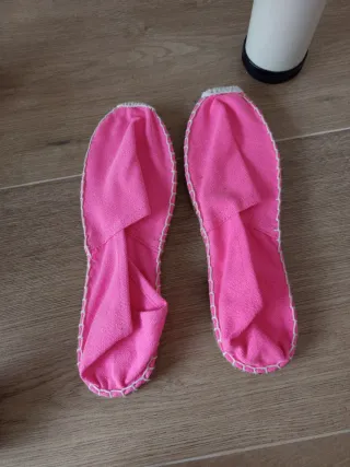 27 Alpargatas sin estrenar  Tallas:38,39,40 y 41