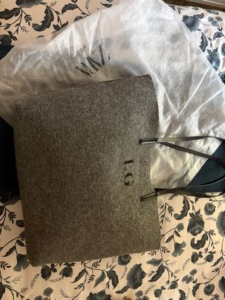 Bolso Maxi Zara Gris con iniciales LG