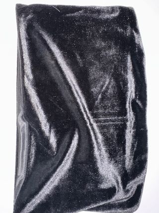 Top terciopelo negro Stradivarius