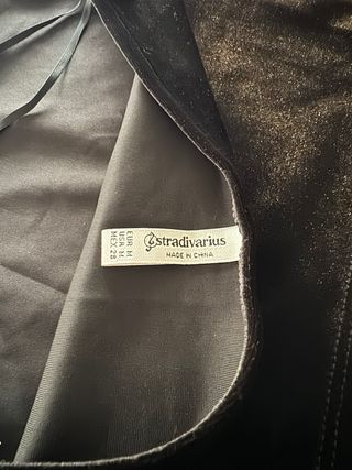 Top terciopelo negro Stradivarius